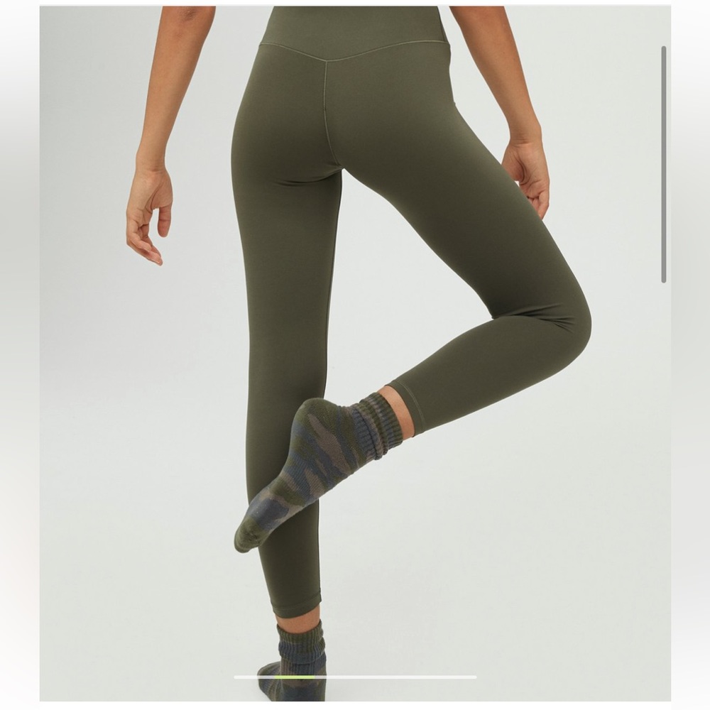 Aerie Offline Leggings - Picture 2 of 5
